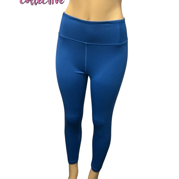 Girlfriend Collective Sky Blue Leggings - Picture 1 of 7